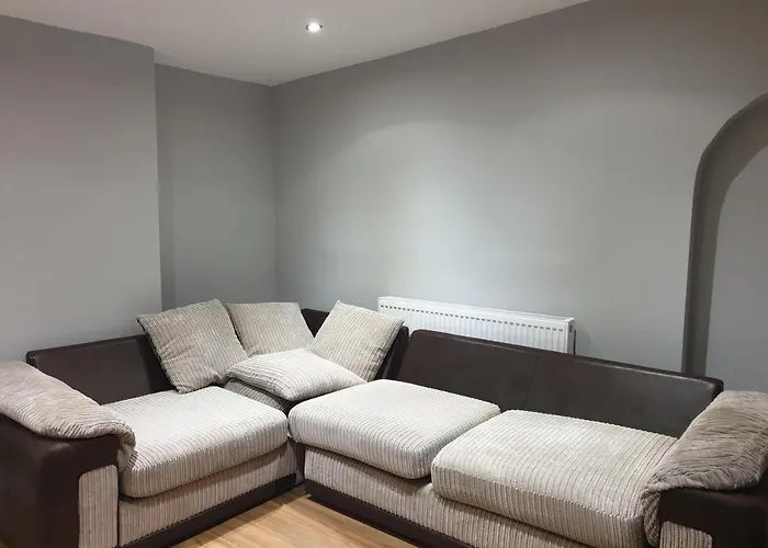 Lovely 1 Bedroom Flat High Barnet 3 Mins Away